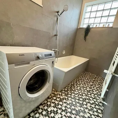Διαμέρισμα Modernes Monteurhaus Mit Eigenem Parkplatz & Hof *